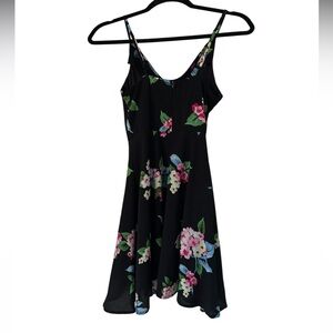 Women’s Flowy Semi-Formal Dress